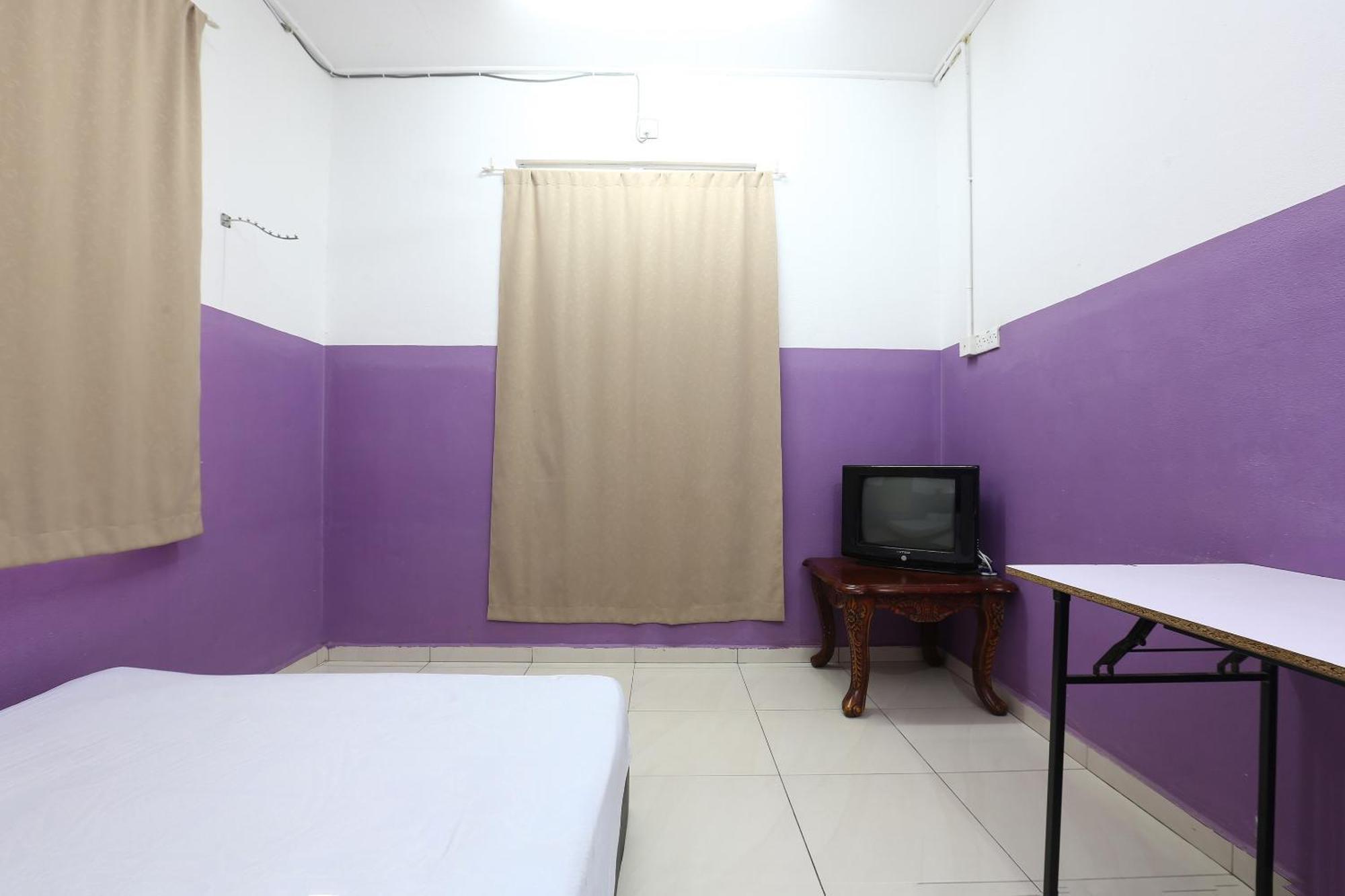 Oyo 89925 Innap Kota Bharu Esterno foto