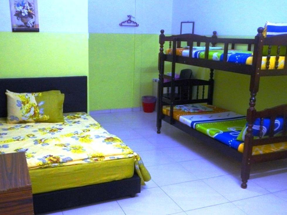 Oyo 89925 Innap Kota Bharu Esterno foto